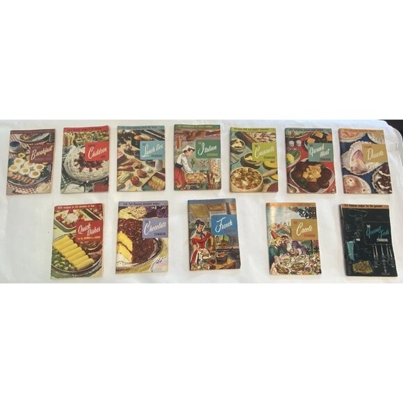 1950s Culinary Arts Institute Cookbooks Italian French Gourmet MCM Lot of 12 - Picture 1 of 16